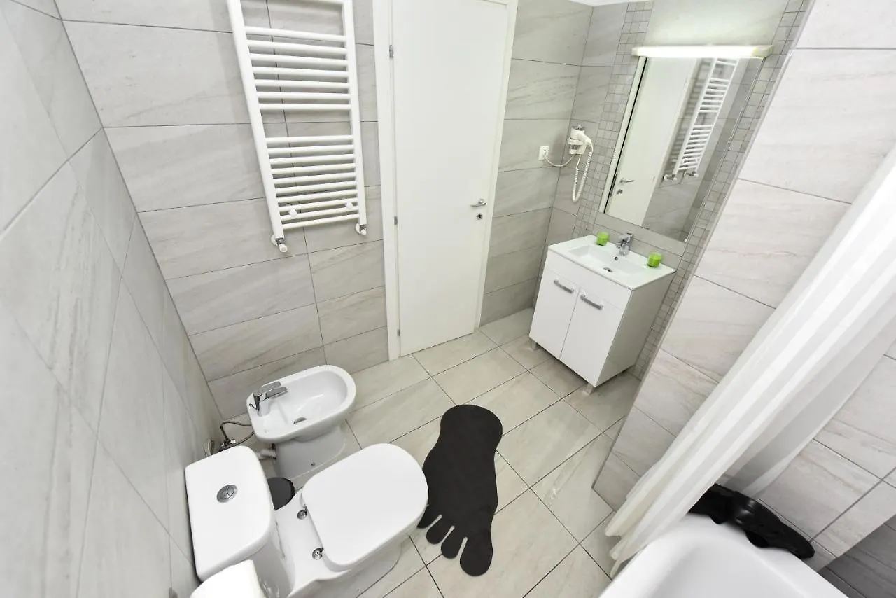 Ben Yehuda - Shabbat Friendly Apartments Bucharest