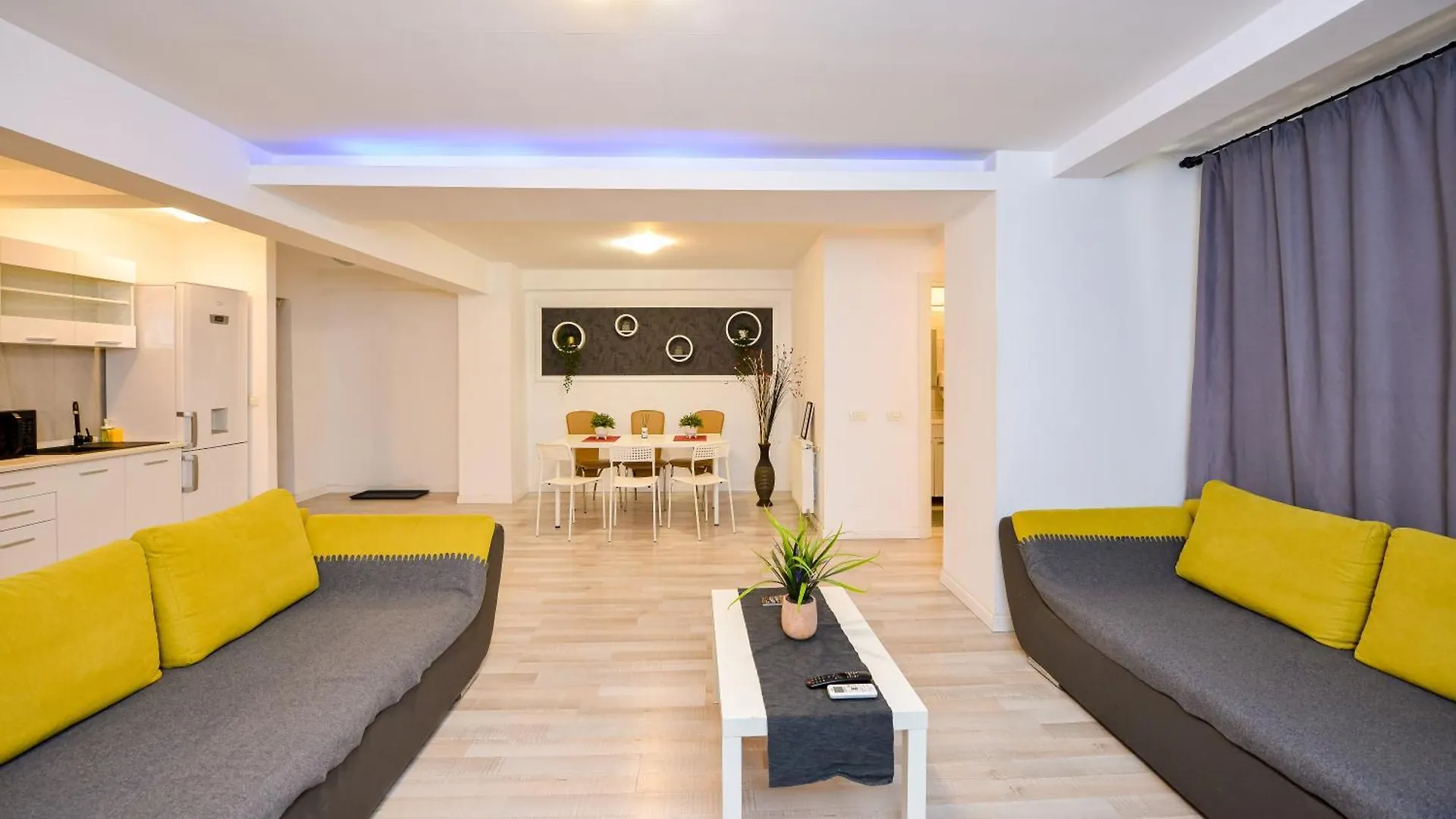 Ben Yehuda - Shabbat Friendly Apartments Bucharest Romania