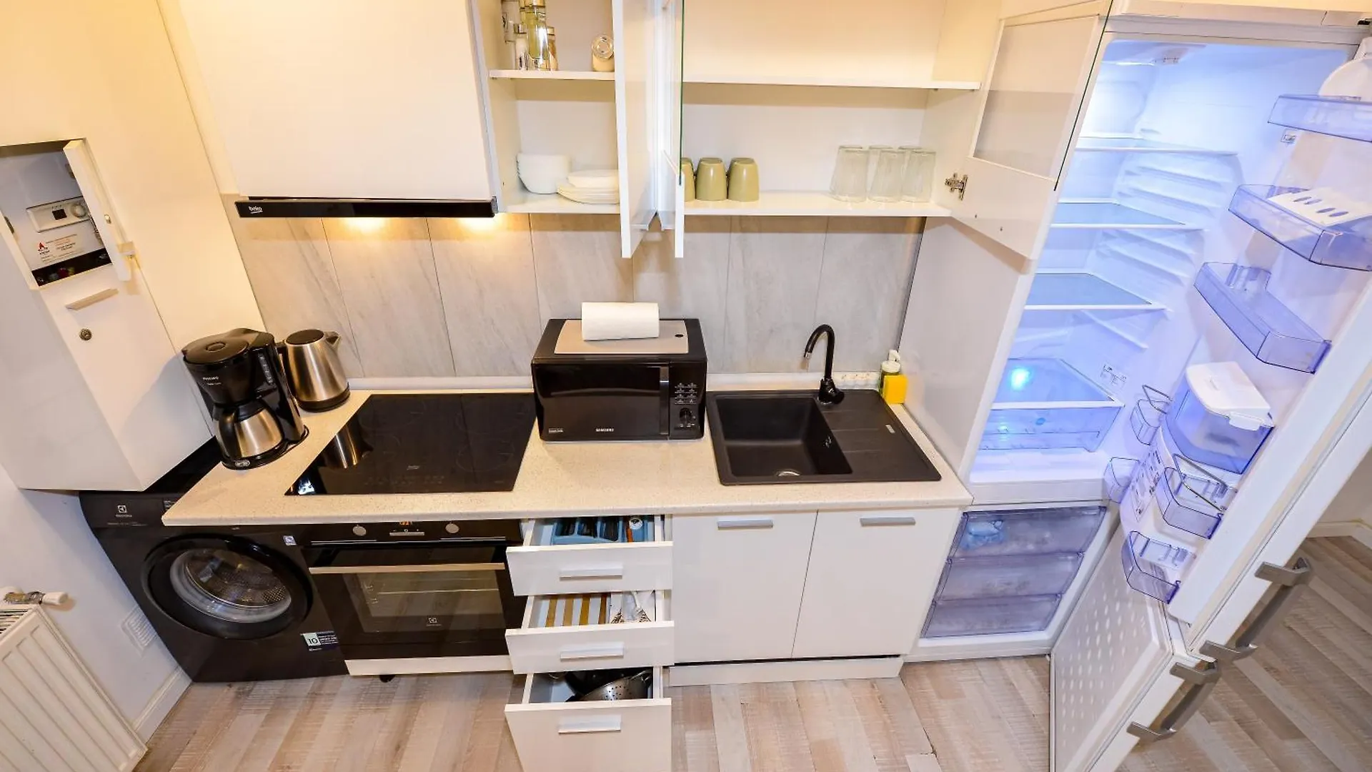Ben Yehuda - Shabbat Friendly Apartments Bucharest